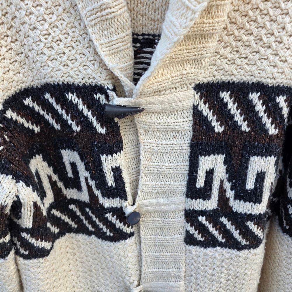 Vince cowl neck fisherman cardigan with indigenous design - Picture 8 of 9